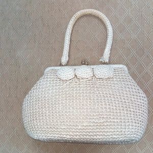 Vintage woven straw handbag